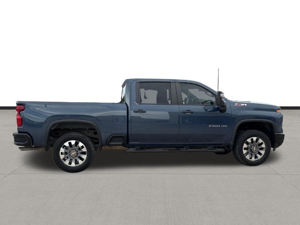 2025 Chevrolet Silverado 2500HD Custom