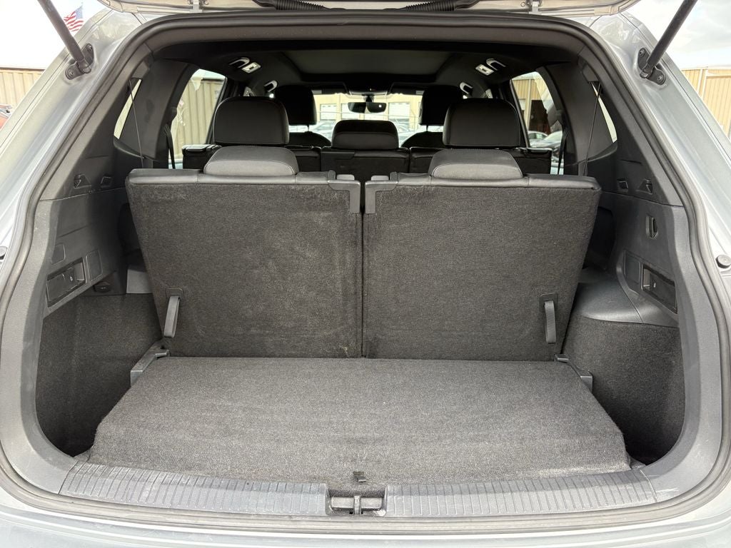 2020 Volkswagen Tiguan 2.0T SE R-Line Black