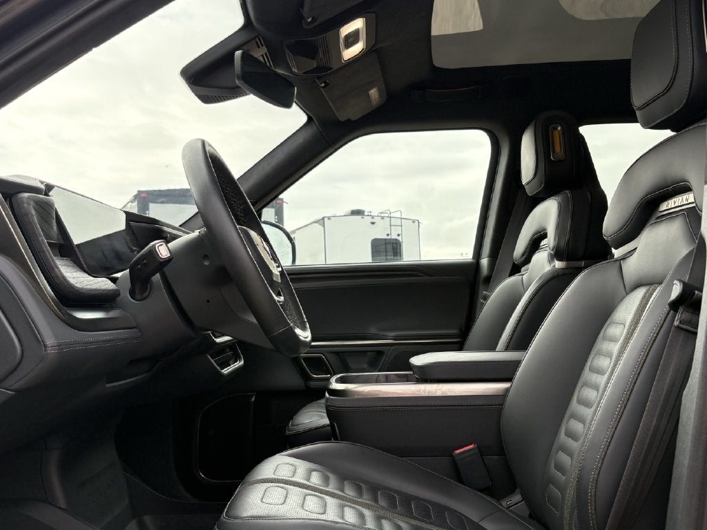 2023 Rivian R1T Adventure