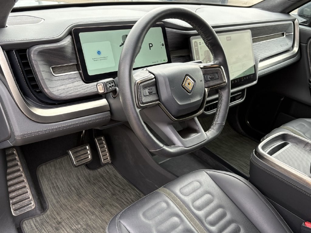 2023 Rivian R1T Adventure