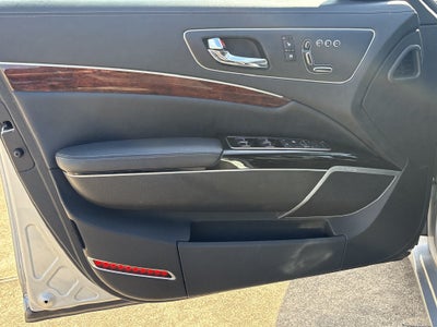 2015 Kia K900 Luxury