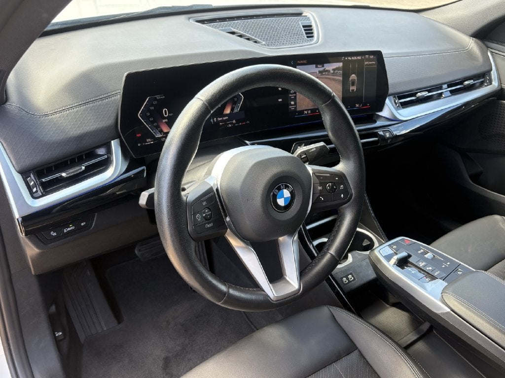 2025 BMW X2 xDrive28i