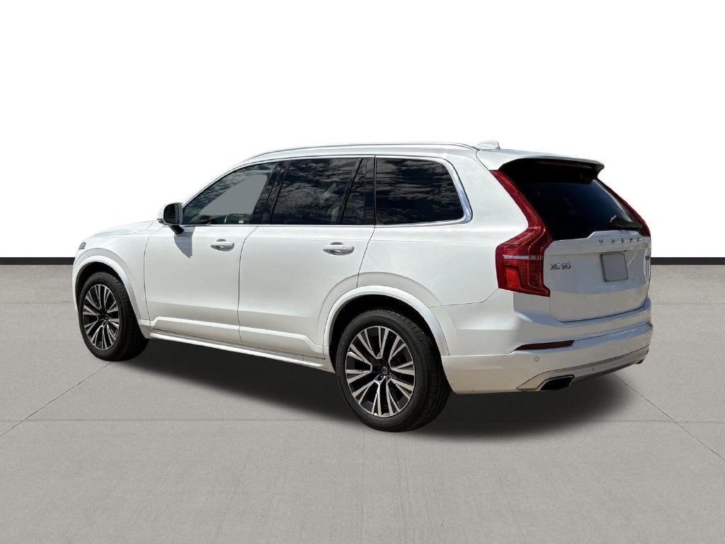 2020 Volvo XC90 T6 Momentum