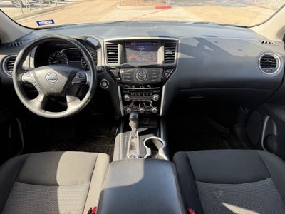 2020 Nissan Pathfinder SV