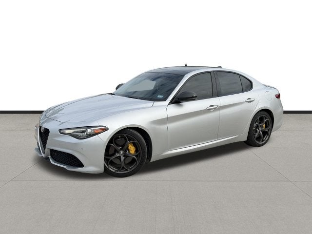 2019 Alfa Romeo Giulia Base