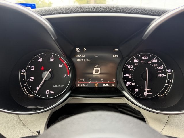 2019 Alfa Romeo Giulia Base