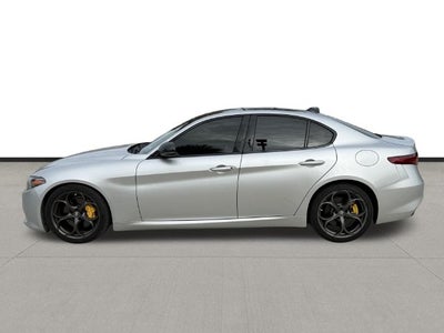 2019 Alfa Romeo Giulia Base