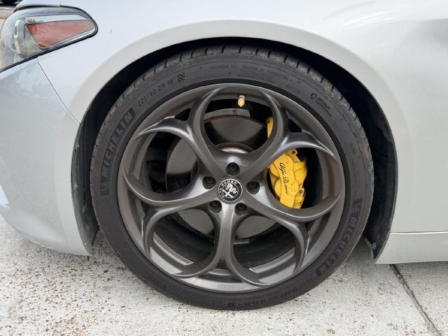 2019 Alfa Romeo Giulia Base