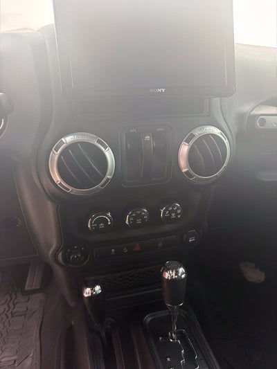 2018 Jeep Wrangler JK Sahara