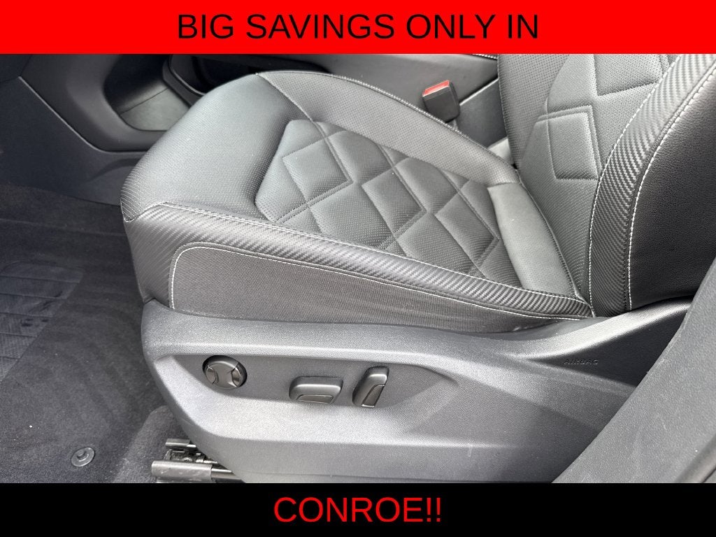 2025 Volkswagen Atlas Cross Sport 2.0T SE w/Technology