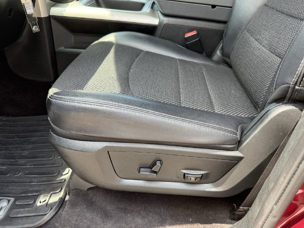 2018 RAM 1500 SLT