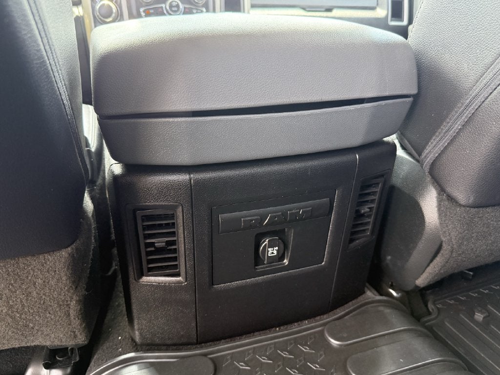 2018 RAM 1500 SLT