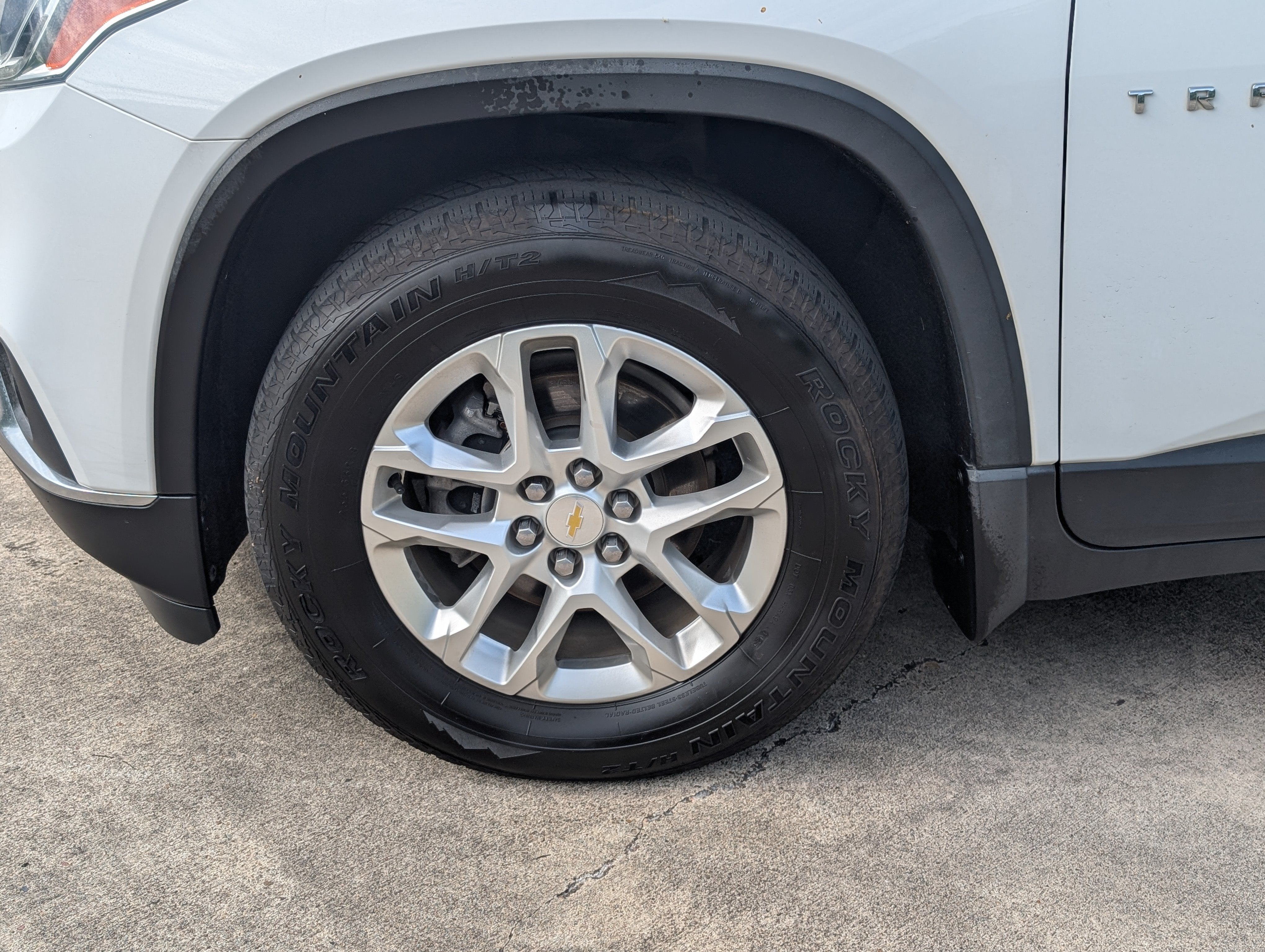 2020 Chevrolet Traverse LT Cloth