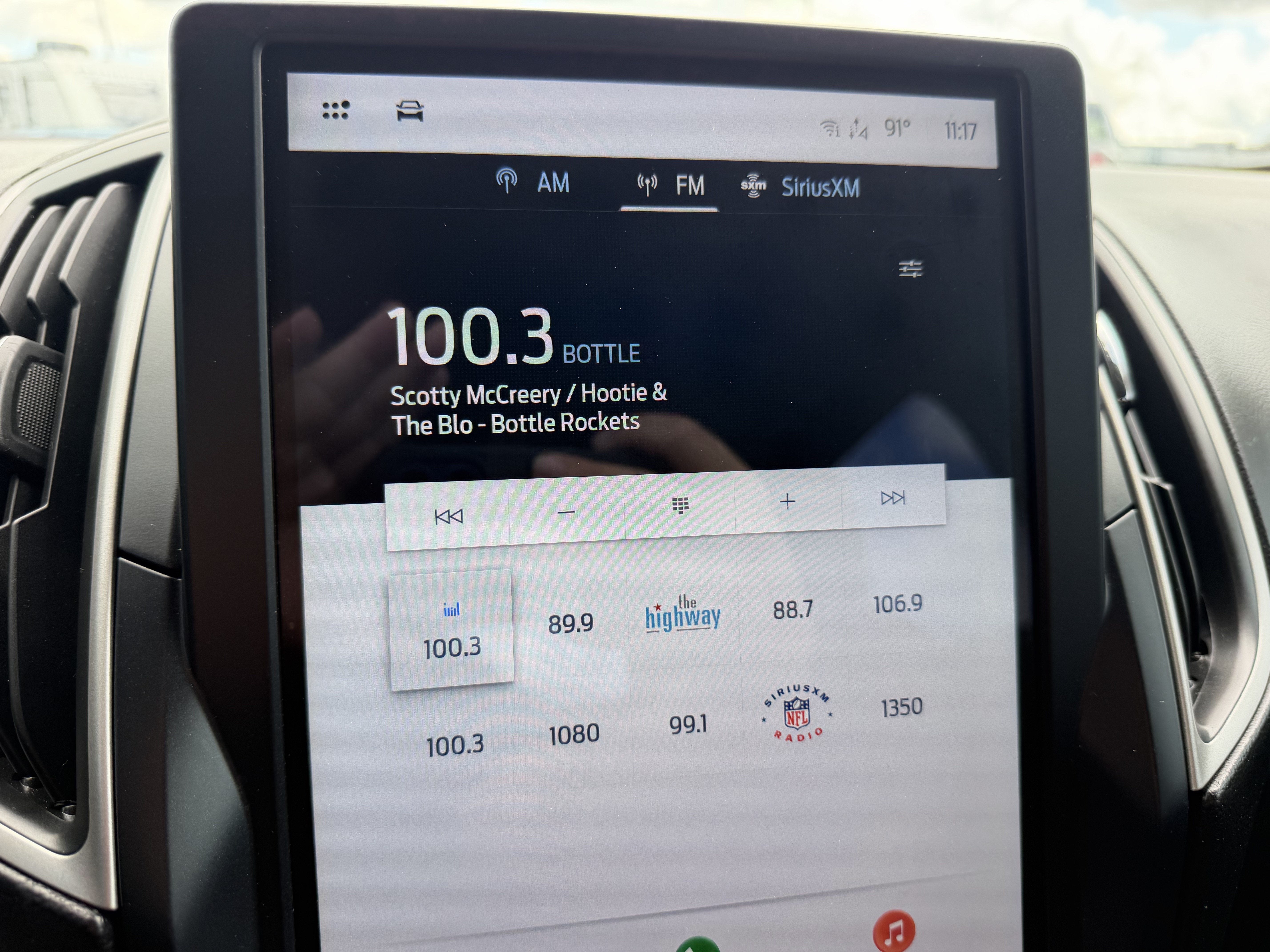 2023 Ford Edge SE