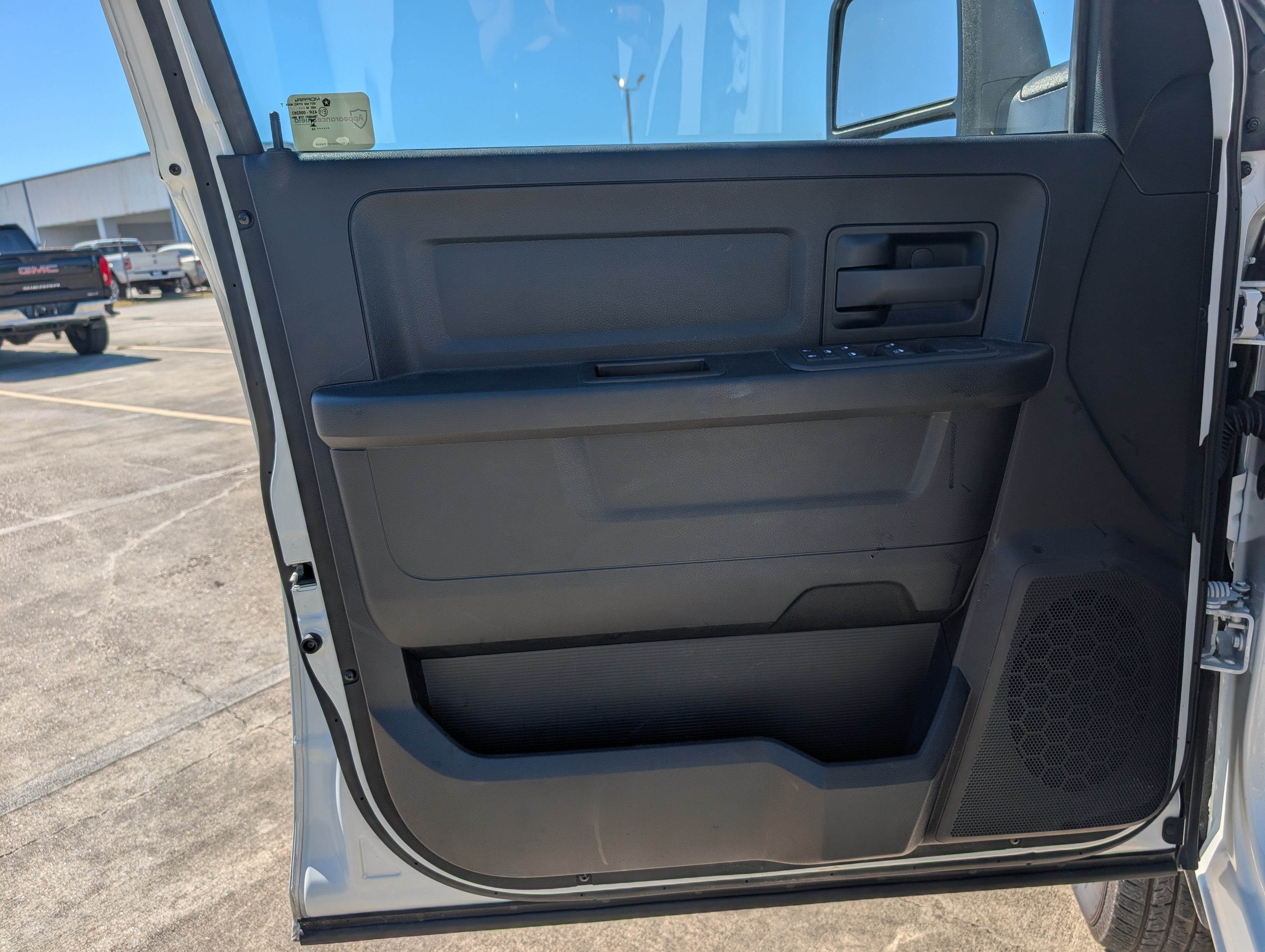 2026 RAM 3500 Tradesman Crew Cab 4x4 8' Box